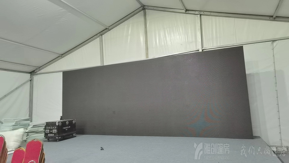 鄭州篷房租賃廠家搭建紅星美凱龍室外篷房—搭配大屏地毯