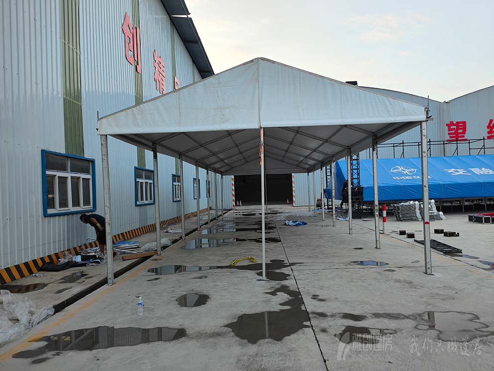 應(yīng)急演練篷房由安陽篷房出租廠家搭建完畢